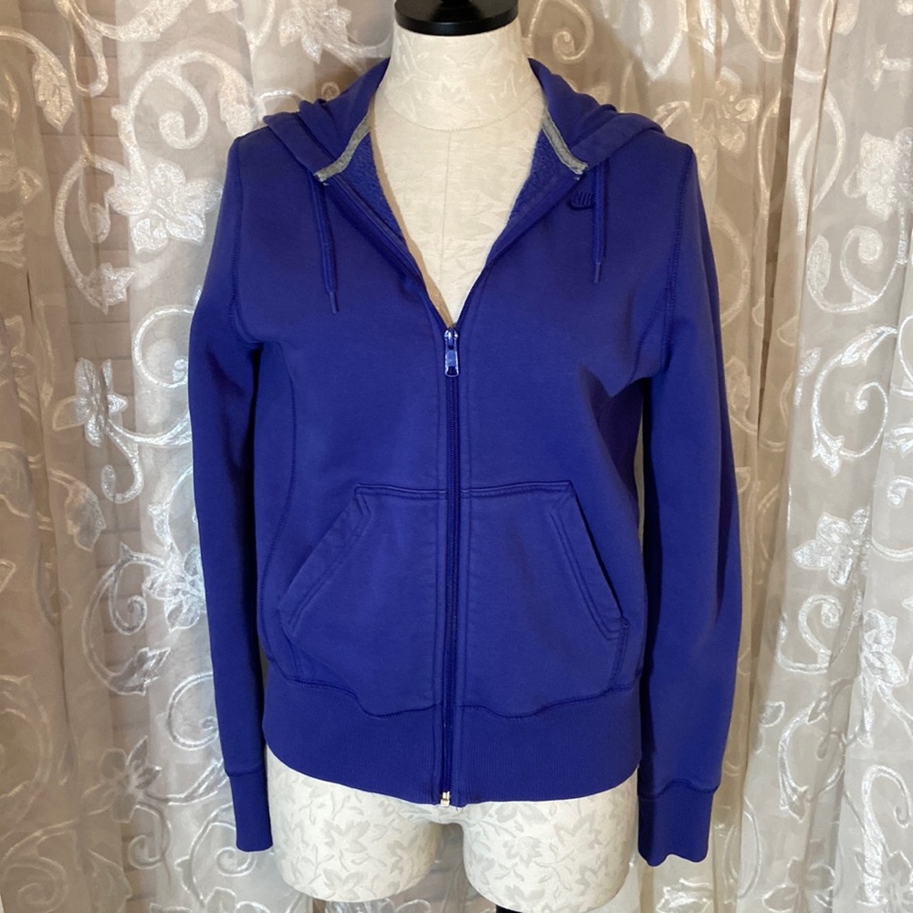 EUC Nike sweat jacket, purple, Medium (8-10)